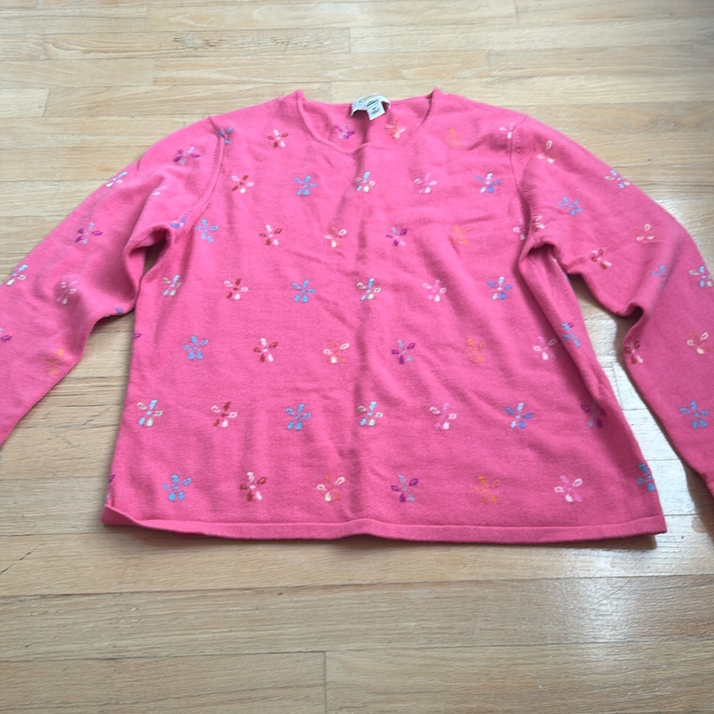 Women’s sweater